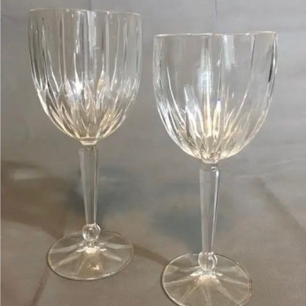 Vintage Set Of 2 Crystal Wine Glass Vertical Cuts Heavy